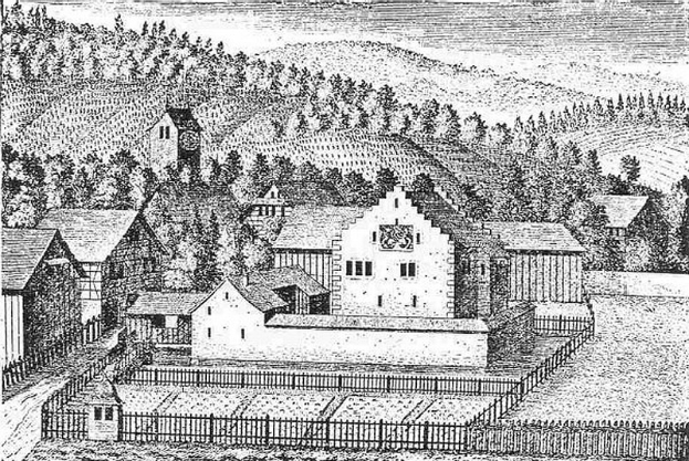 Eine Schwarz-Weiß-Zeichnung einer kleinen Stadt in Bayern, Deutschland, aus dem 18. Jahrhundert, die einige Häuser, Bäume und Berge im Hintergrund zeigt.