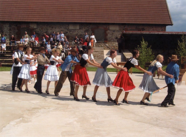 Alles über den größten Open-Air-Ball in Bayern in Fürth - Wir verlosen 3x2 Eintrittskarten für den Summer Night Ball 2026