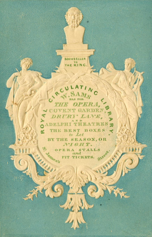 Altes Buch mit einem blauen Einband und einer weißen Skulptur, Text auf dem Einband lautet "Circulating W.S. Sams for the Royal Opera, Covent Garden, Drury Lane, and the Best Boxes by the Season, or by the Night"