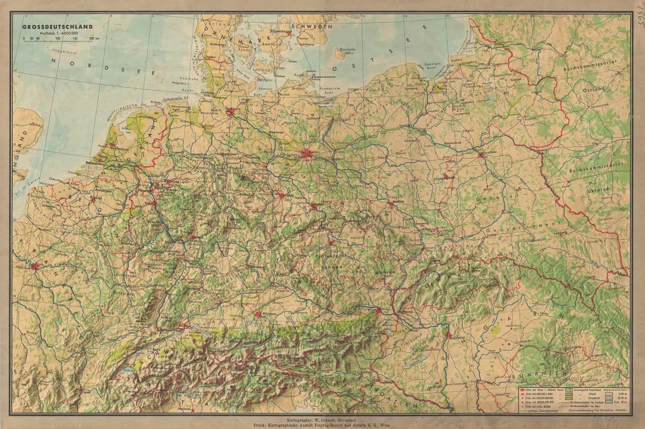 Detailierte historische Deutschlandkarte, die Straßen, Autobahnen und geografische Merkmale mit Text oben und unten zeigt.