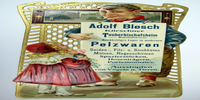 Ein altes deutsches Werbeplakat mit einem Jungen und einem Mädchen in traditioneller Kleidung, wobei der Junge ein Schild mit der Aufschrift "Adolf Blesch" hält und das Mädchen ihn neugierig ansieht, vor einem hellgelben Hintergrund mit fetter schwarzer Schrift.